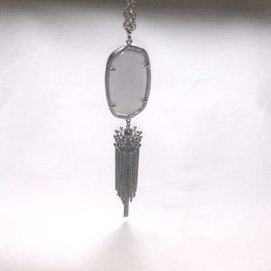 Kendra Scott necklace